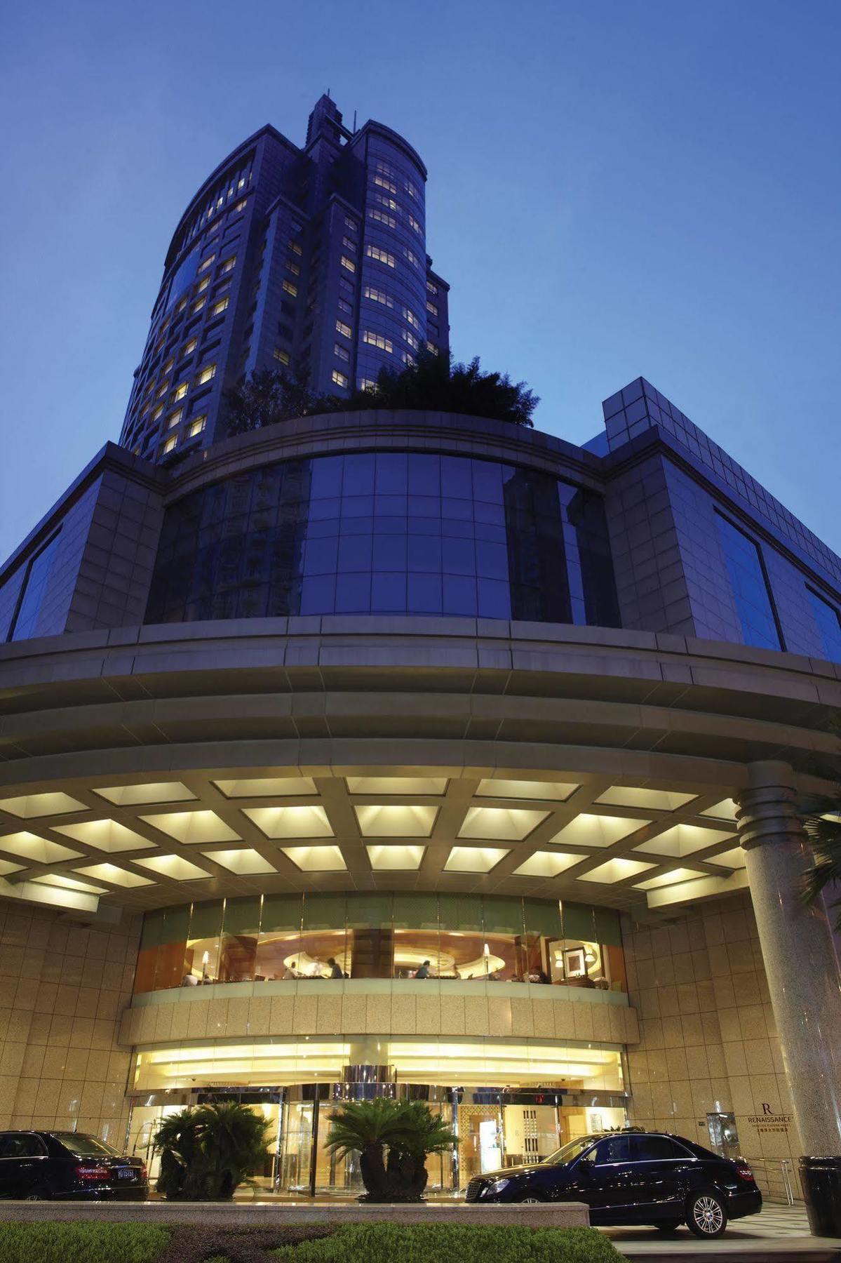 Renaissance Shanghai Pudong Hotel Exterior photo